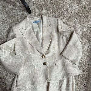 Antonio Melanie Cream Blazer with Gold Buttons Skirt Suit Set Size 4